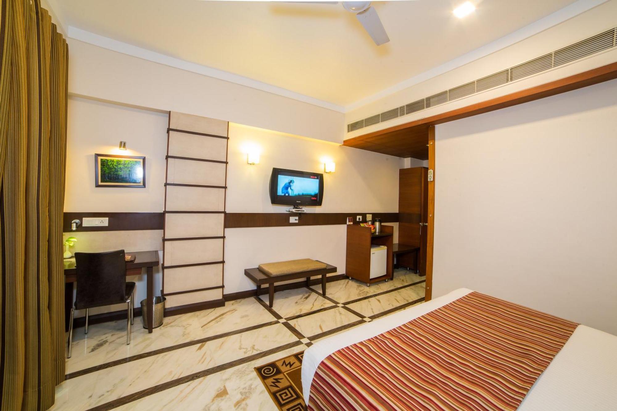 Amantra Comfort Hotel Udaipur Extérieur photo