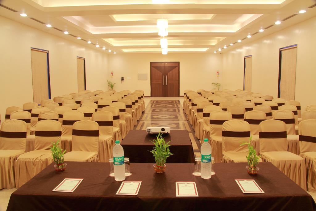 Amantra Comfort Hotel Udaipur Extérieur photo