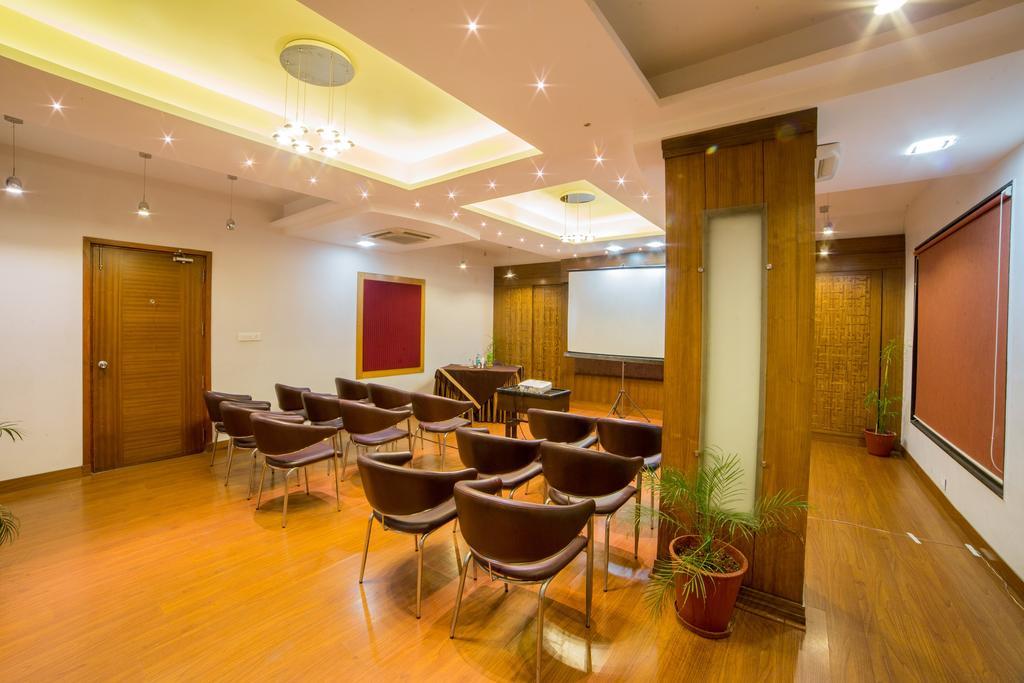 Amantra Comfort Hotel Udaipur Extérieur photo